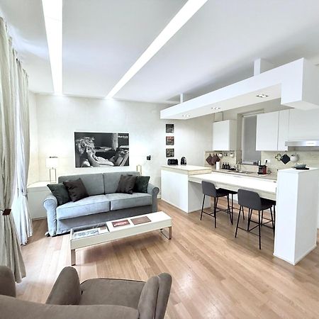 Campo Dei Fiori Modern Apartment With Terrace Řím Exteriér fotografie